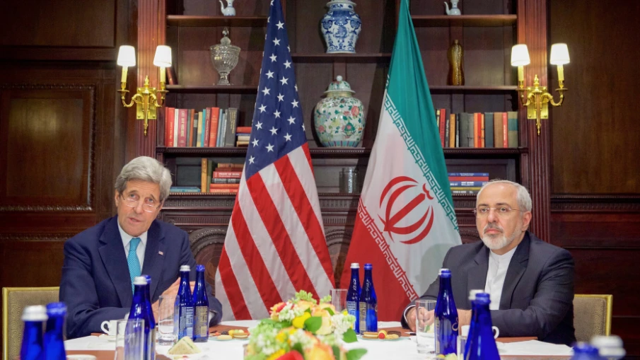 El Secretario De Estado Estadounidense John Kerry Iran
