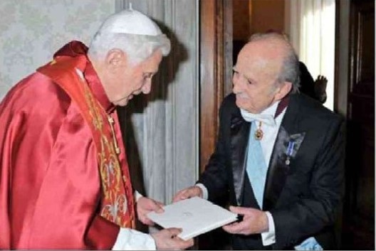 Embajador Fernando Zegers Santa Cruz Presenta Sus Cartas Credenciales Al Papa Benedicto XVI